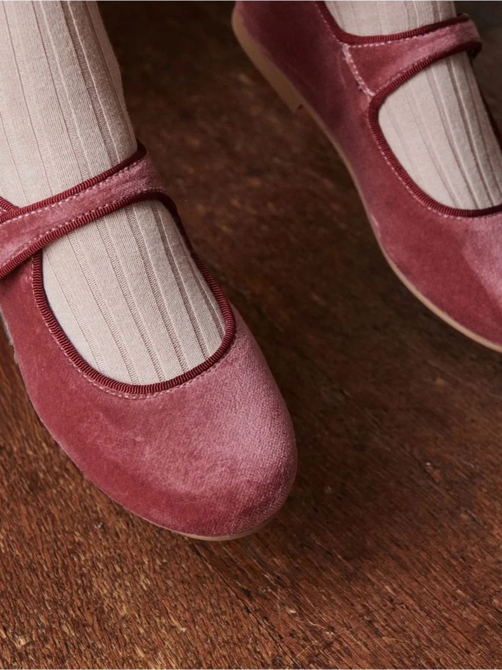 La Coqueta Dusty Pink Velvet Girl Mary Jane Shoes Size 25
